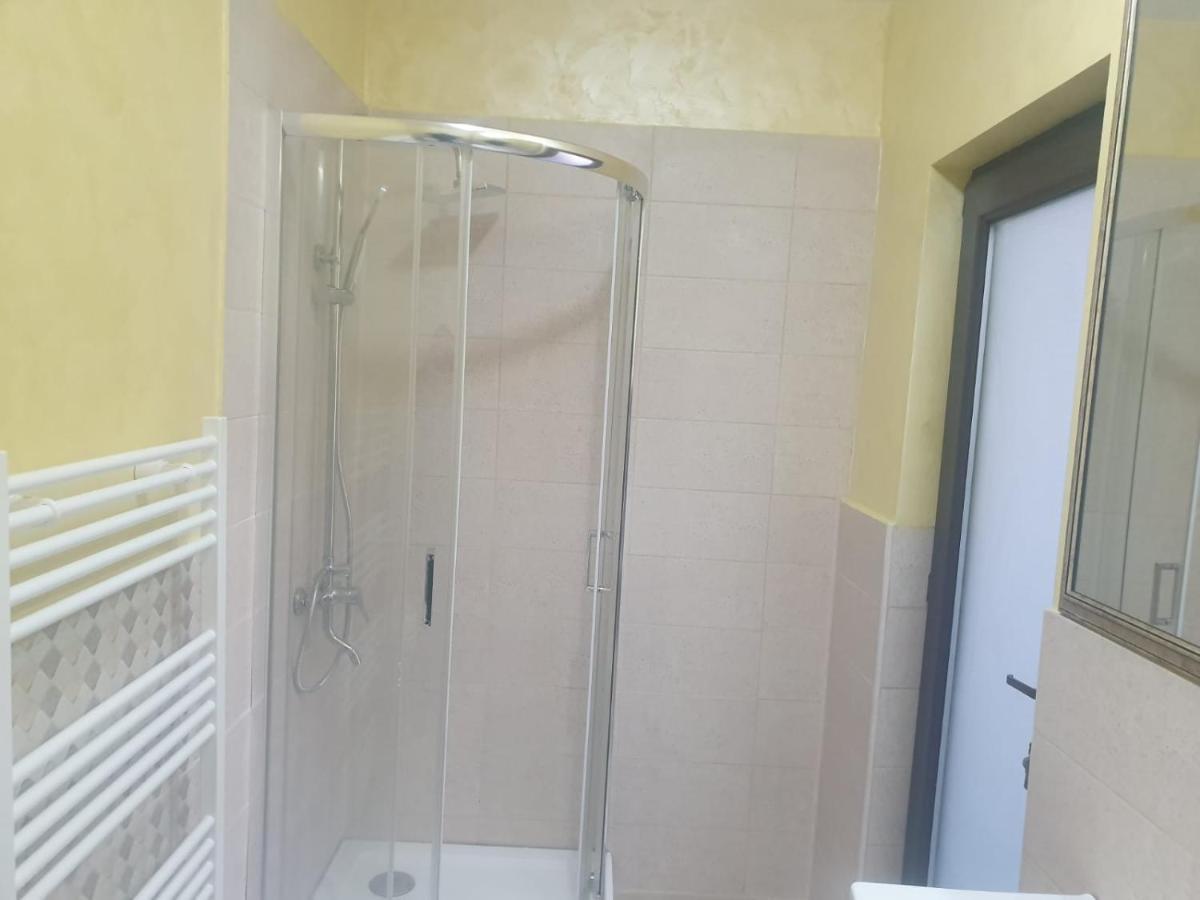 Cazare Gallamar Birlad Ngoại thất bức ảnh